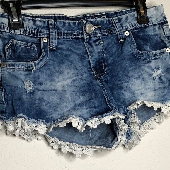 Rue 21 Denim‎ Shorts - Picture 8 of 9